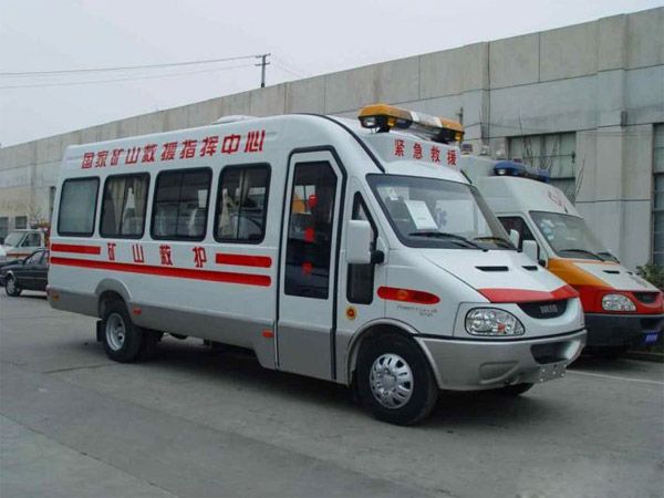 救護車生產廠家的發展趨勢如何？一篇文章告訴你。01